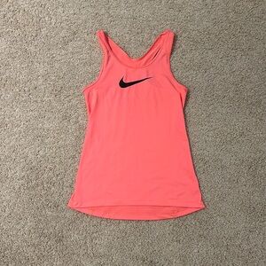 Women’s Nike athletic tank. Size medium. Dri- fit material.